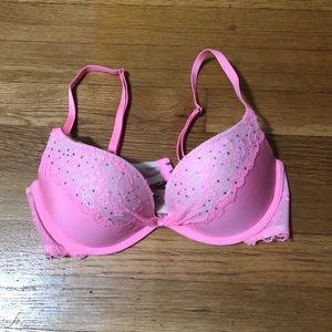 Victoria’s Secret bra.